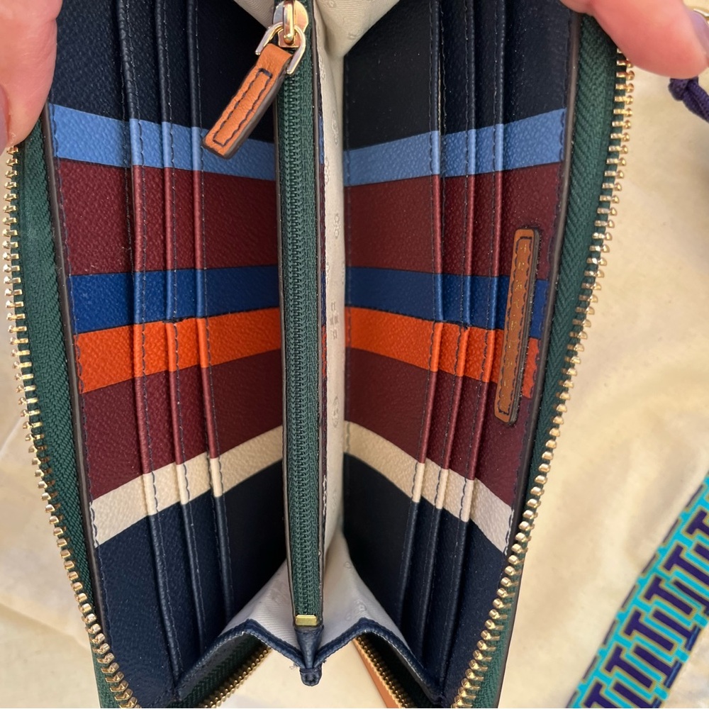 Tory Burch Kerrington Striped Trio - Picture 14 of 14